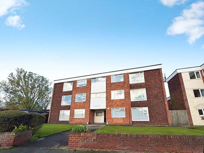 1 Bedroom Flat For Sale In Claremont Court, Whitley Bay, NE26