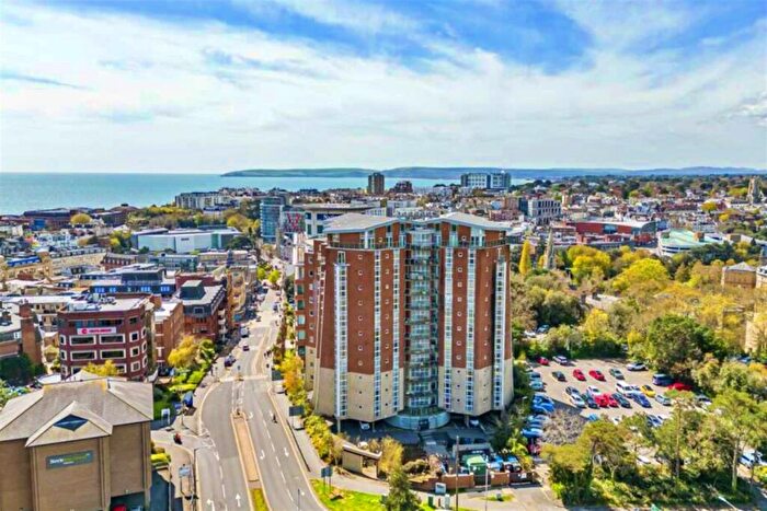 2 Bedroom Flat To Rent In Bournemouth Centre, BH2