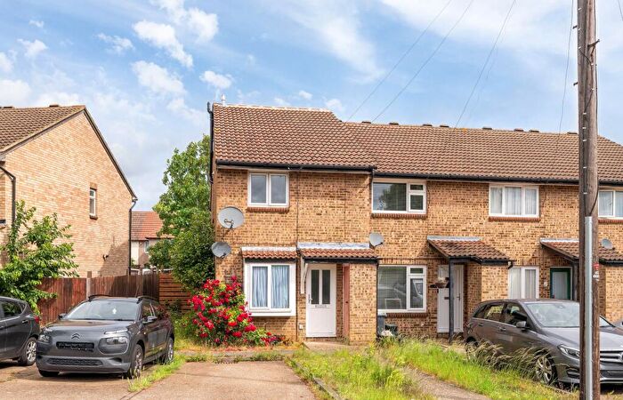 1 Bedroom Terraced House For Sale In Shirley Crescent, Beckenham, BR3