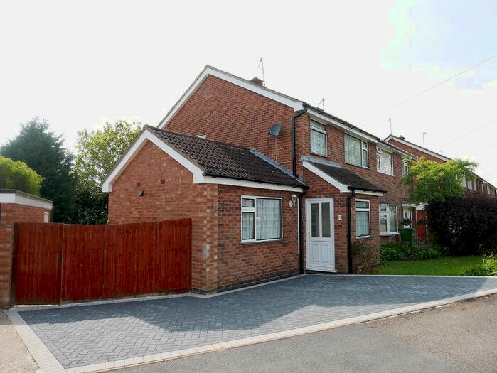 4 Bedroom Semi-Detached House To Rent In Derwent Walk, Oadby, Leicester, LE2