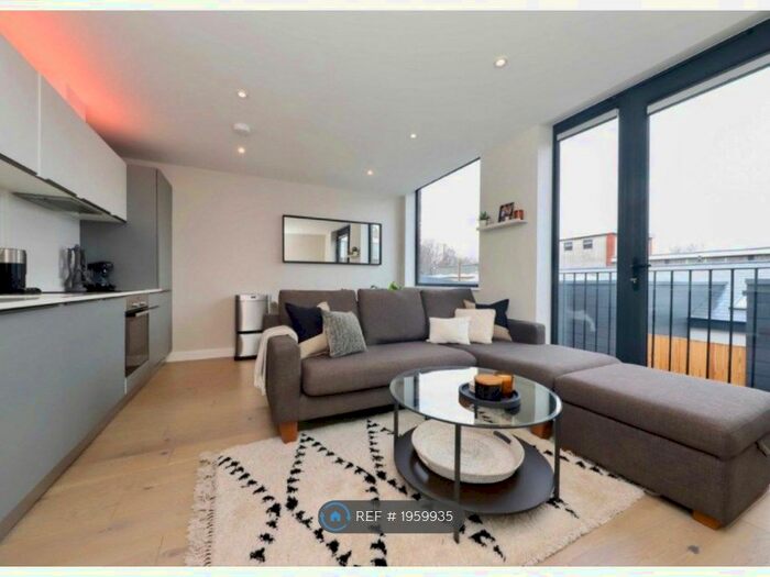 1 Bedroom Flat To Rent In Field End Road, Ruislip, HA4