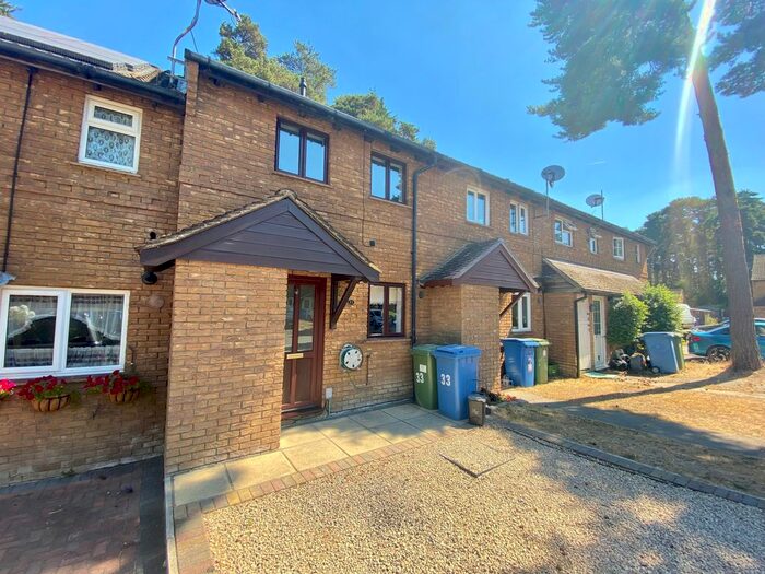 2 Bedroom Terraced House To Rent In Queens Pine, Bracknell, RG12