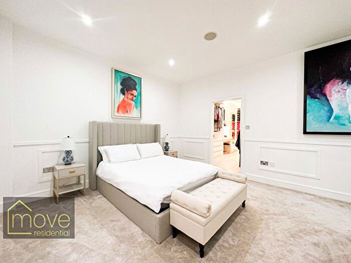 2 Bedroom Flat For Sale In Water Street, Tower Building, L3 - Photo 8