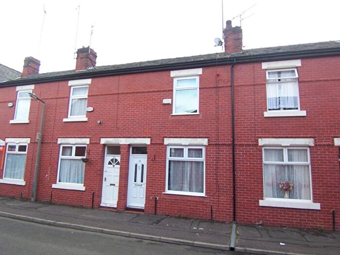 2 Bedroom Terraced House For Sale In Deyne Street Salford, M6
