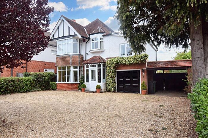 4 Bedroom Detached House For Sale In Velmore Road, Chandler's Ford, Hampshire, SO53