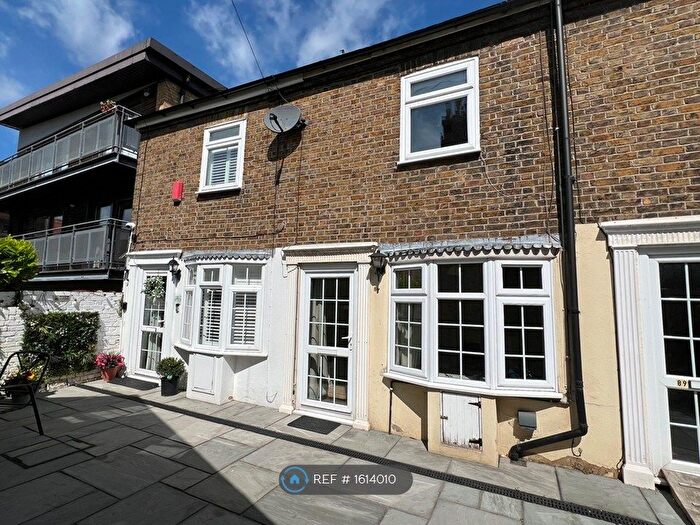 2 Bedroom Terraced House To Rent In Fore Street, Hertford, SG14