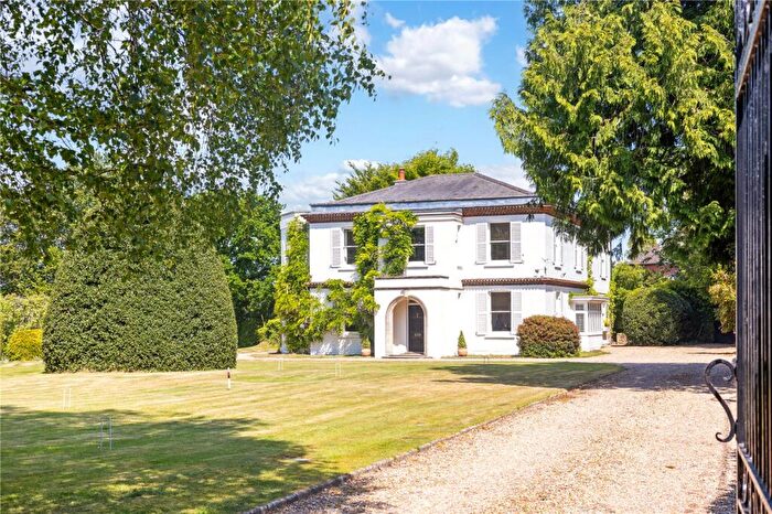 6 Bedroom Detached House For Sale In Kings Road, Market Lavington, Devizes, Wiltshire, SN10