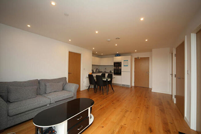 2 Bedroom Apartment To Rent In Communication Row, Birmingham, B15