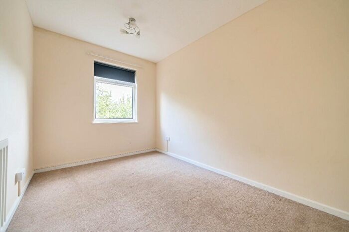 3 Bedroom Terraced House For Sale In Lisle Walk, Cambridge, Cambridgeshire, CB1
