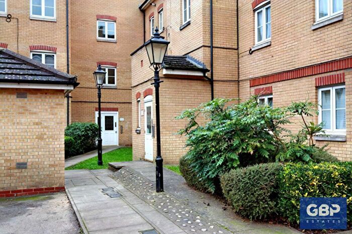 1 Bedroom Flat To Rent In Kidman Close, Gidea Park, RM2
