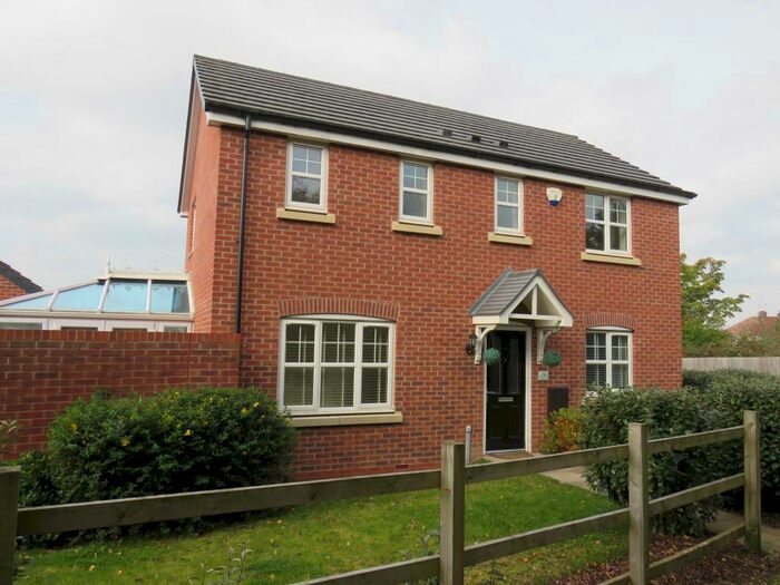 3 Bedroom House To Rent In Butler Close, Whitnash, Leamington Spa, CV31