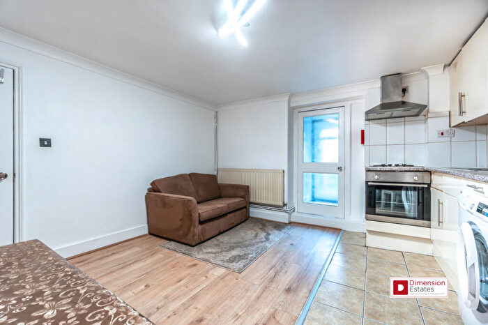 1 Bedroom Flat To Rent In Clapton Pond, Lower Clapton, Hackney, London, E5