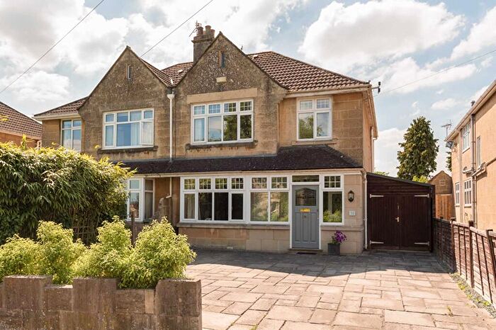 4 Bedroom House To Rent In Southstoke Road, BA2