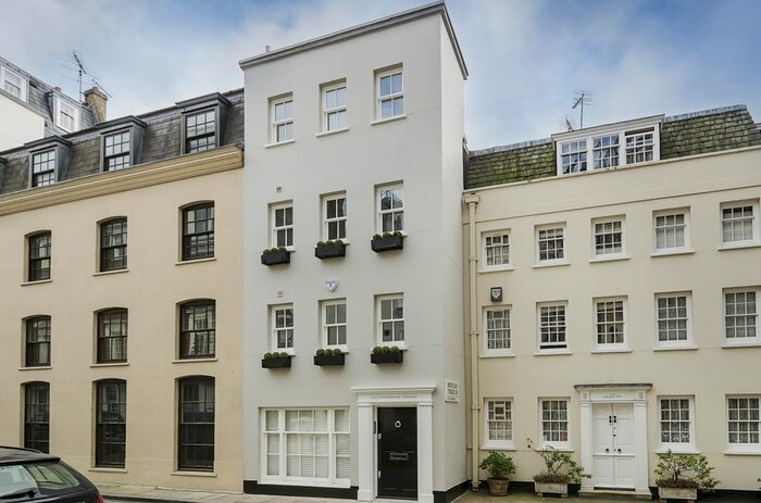 2 Bedroom End Of Terrace House To Rent In Montpelier Terrace, London, SW7