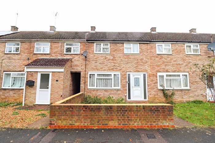 2 Bedroom Terraced House For Sale In Shaftesbury Crescent, Bletchley, Milton Keynes, MK3