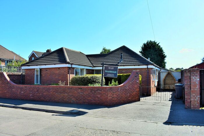 2 Bedroom Property To Rent In Highfield Road, Kempston, Bedford, Bedfordshire., MK42