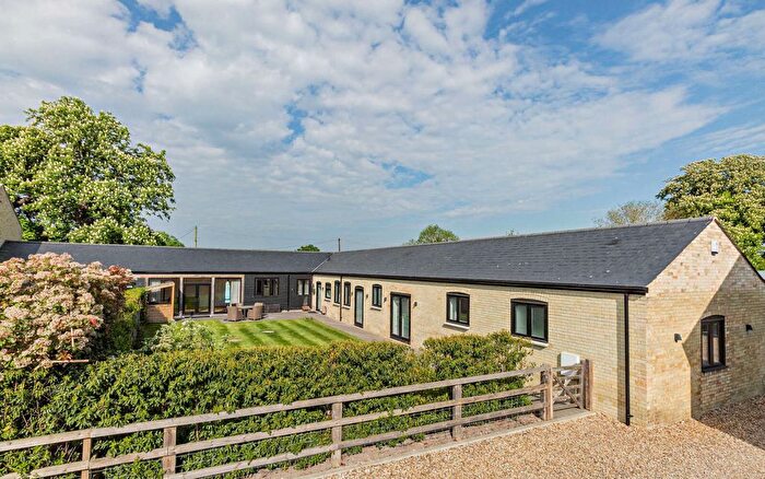 5 Bedroom Bungalow To Rent In Granhams Barns, Granhams Road, Great Shelford, CB22