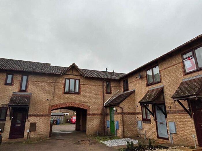 1 Bedroom Coach House To Rent In Hornbeam Road, Bicester, OX26