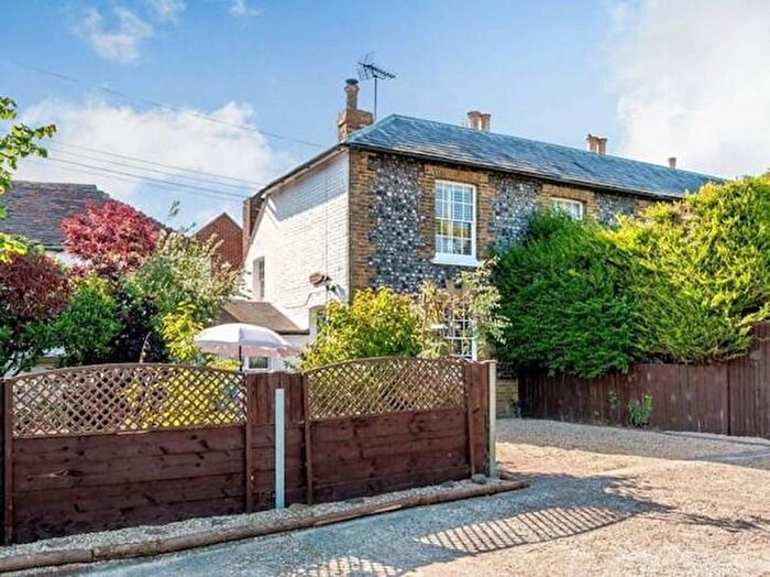 2 Bedroom Cottage To Rent In New Street, Ash, Canterbury, CT3