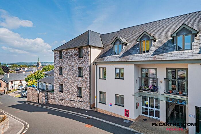 1 Bedroom Flat For Sale In Stover Court, East Street, Newton Abbot, TQ12