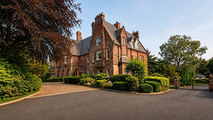 2 Bedroom Apartment For Sale In New Heys Drive, Liverpool, Merseyside, L18