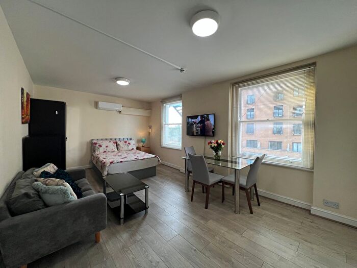 Studio To Rent In Cromwell Road, London, SW7