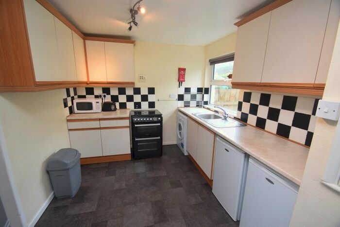 4 Bedroom End Of Terrace House To Rent In Bohelland Road, Penryn, TR10