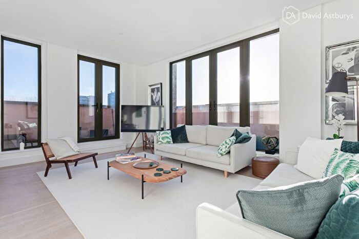 3 Bedroom Flat To Rent In Woodfield Road, Westbourne Park, London, W9