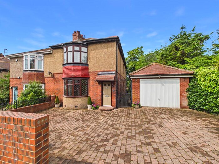 3 Bedroom Semi-Detached House For Sale In Constables Garth, Birtley, Chester Le Street, DH3