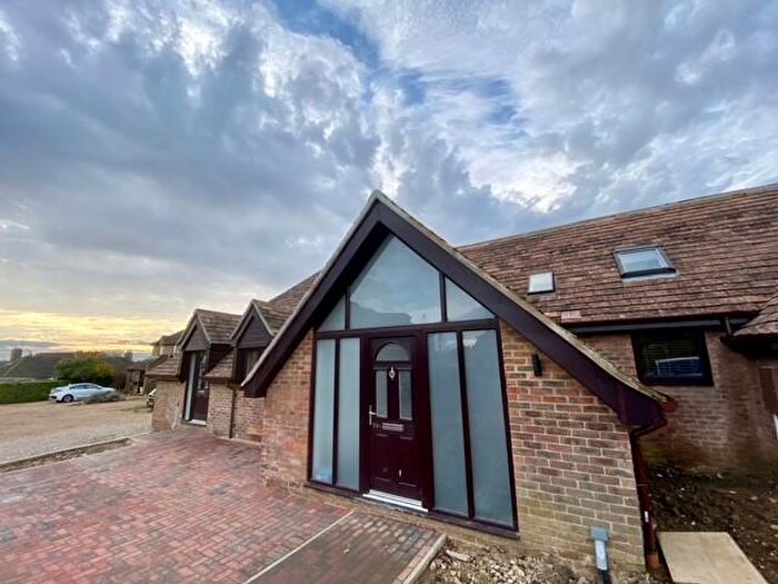 1 Bedroom Flat To Rent In The Heathers, Wollaston, NN29