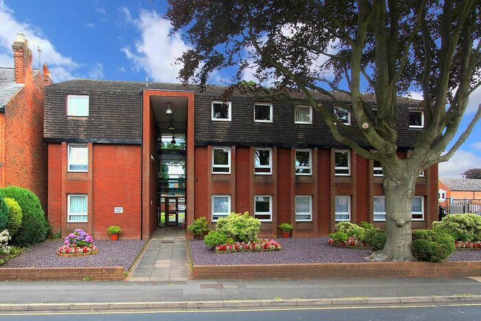 1 Bedroom Flat To Rent In High Street, Tettenhall, Wolverhampton, WV6