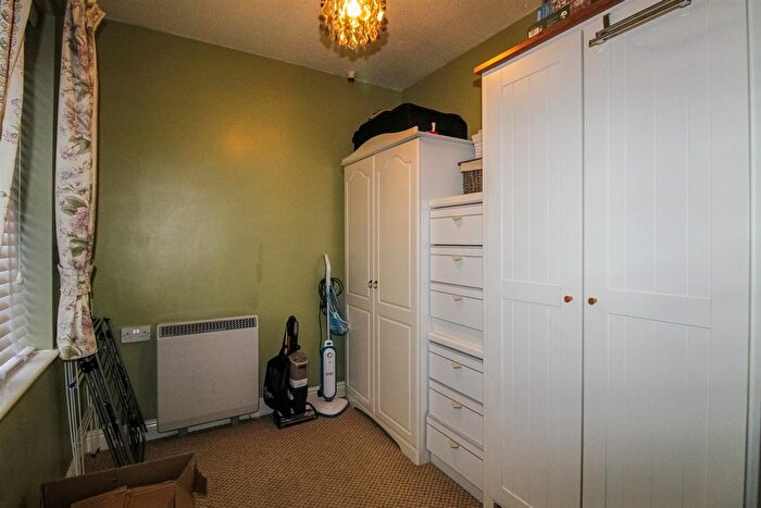 2 Bedroom Semi-Detached Bungalow For Sale In Holly Court, Outwood, Wakefield, WF1