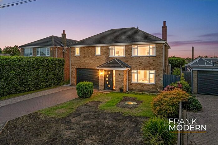 4 Bedroom Detached House For Sale In Pipwell Gate, Moulton Seas End, PE12