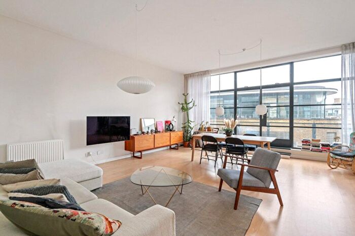 1 Bedroom Apartment For Sale In Exchange Building, Commercial Street, Spitalfields, London, E1