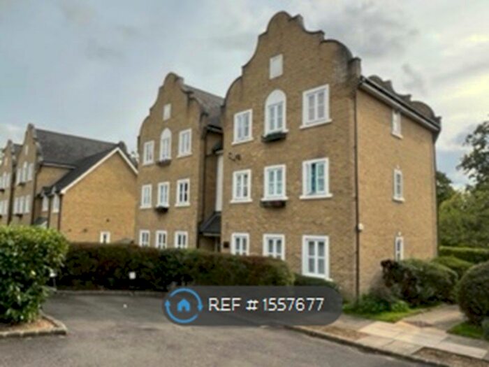 2 Bedroom Flat To Rent In Bulstrode Place, Slough, SL1
