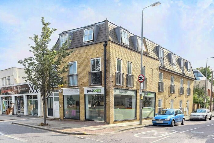 1 Bedroom Flat To Rent In Garratt Lane, London SW17