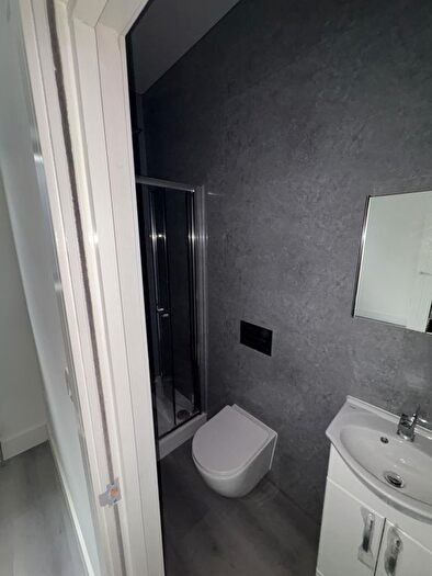 3 Bedroom Flat To Rent In London, E7