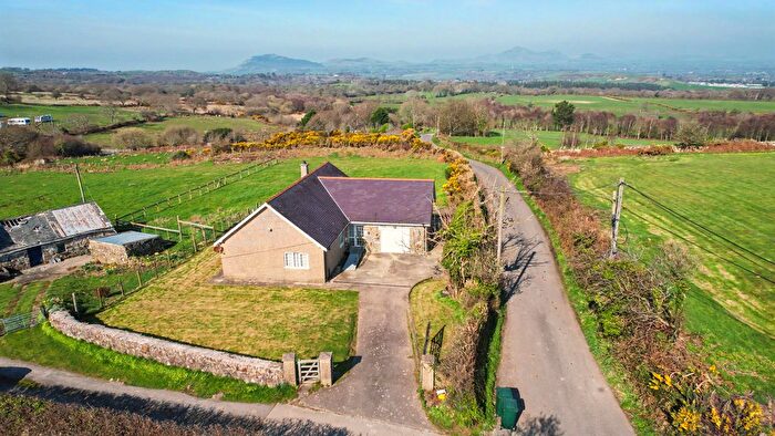 3 Bedroom Bungalow For Sale In Henllys Isaf, Llanbedrog, LL53