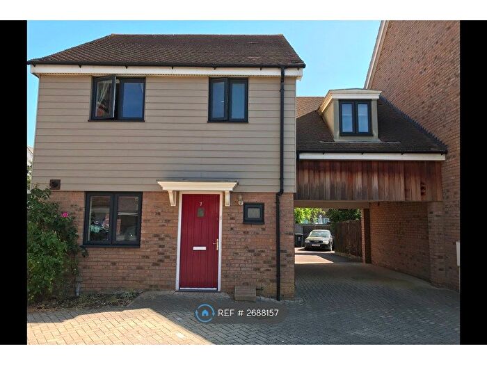 3 Bedroom Detached House To Rent In Rosehip Road, Cambridge, CB4