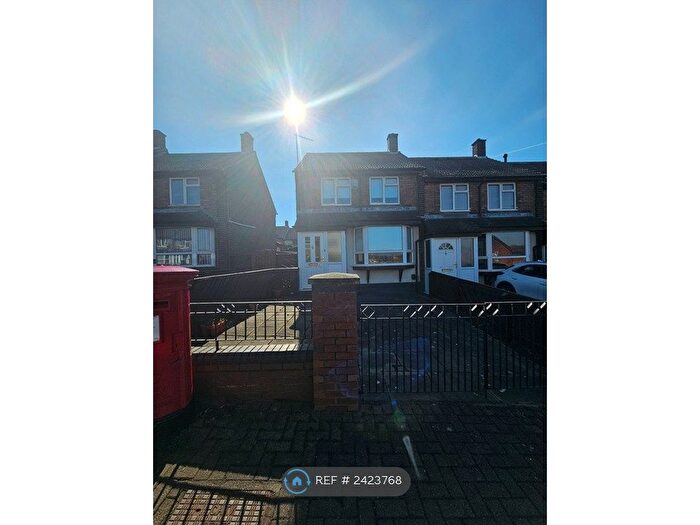 2 Bedroom Semi-Detached House To Rent In Bayswater Avenue, Sunderland, SR5