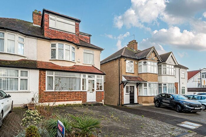 4 Bedroom Semi Detached House For Sale In Stoneyfields Lane, Edgware, HA8