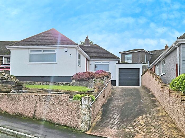 2 Bedroom Detached Bungalow For Sale In Dunstone View, Plymouth, Devon, PL9