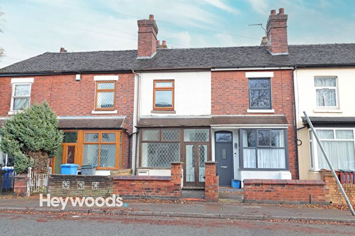 2 Bedroom Terraced House For Sale In Whieldon Road, Stoke-On-Trent, Staffordshire, ST4