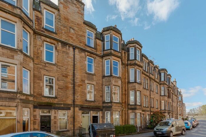 2 Bedroom Flat To Rent In Millar Crescent, Morningside, Edinburgh, EH10