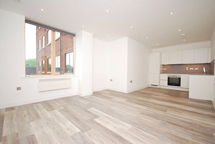 1 Bedroom Flat To Rent In Elmfield Road, Bromley, BR1