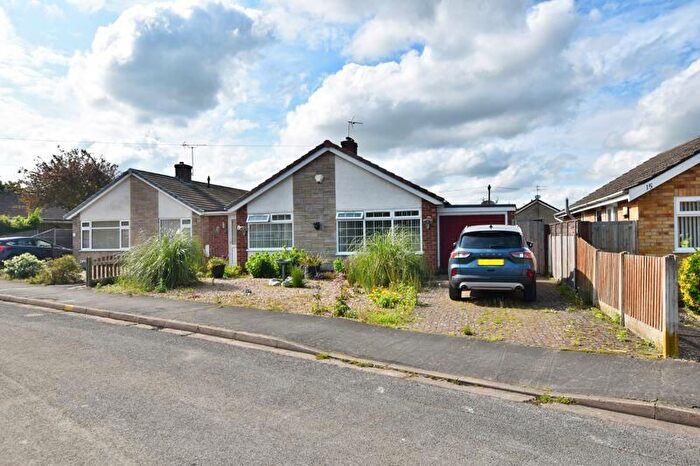3 Bedroom Bungalow For Sale In Caroline Road, Metheringham, Lincoln, LN4