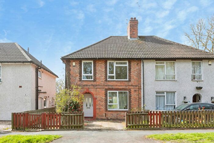 3 Bedroom Semi Detached House For Sale In Goldhill, Leicester, Leicestershire, LE2