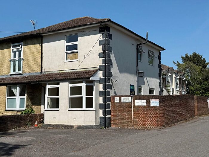 2 Bedroom Flat To Rent In Millbrook Road East, Southampton, Hampshire, SO15