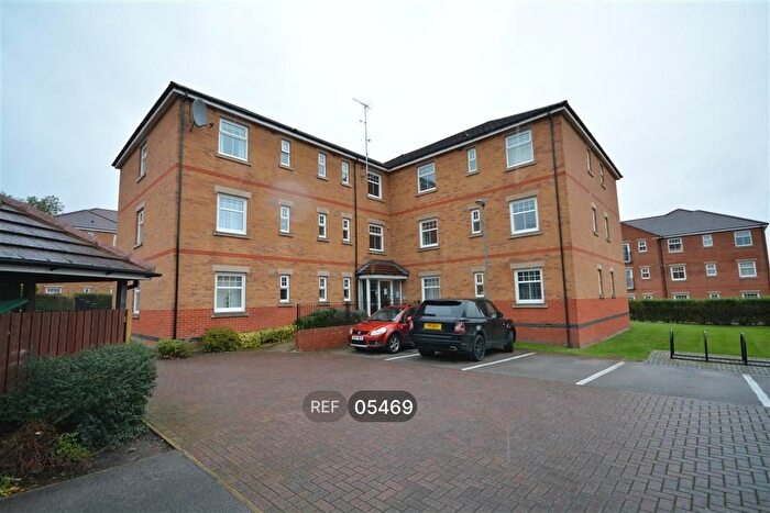 2 Bedroom Flat To Rent In Conisborough Way, Hemsworth, West Yorkshire, WF9