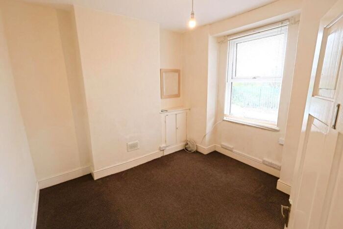 3 Bedroom Terraced House For Sale In Crispin Lane, Wrexham, LL11 - Photo 3